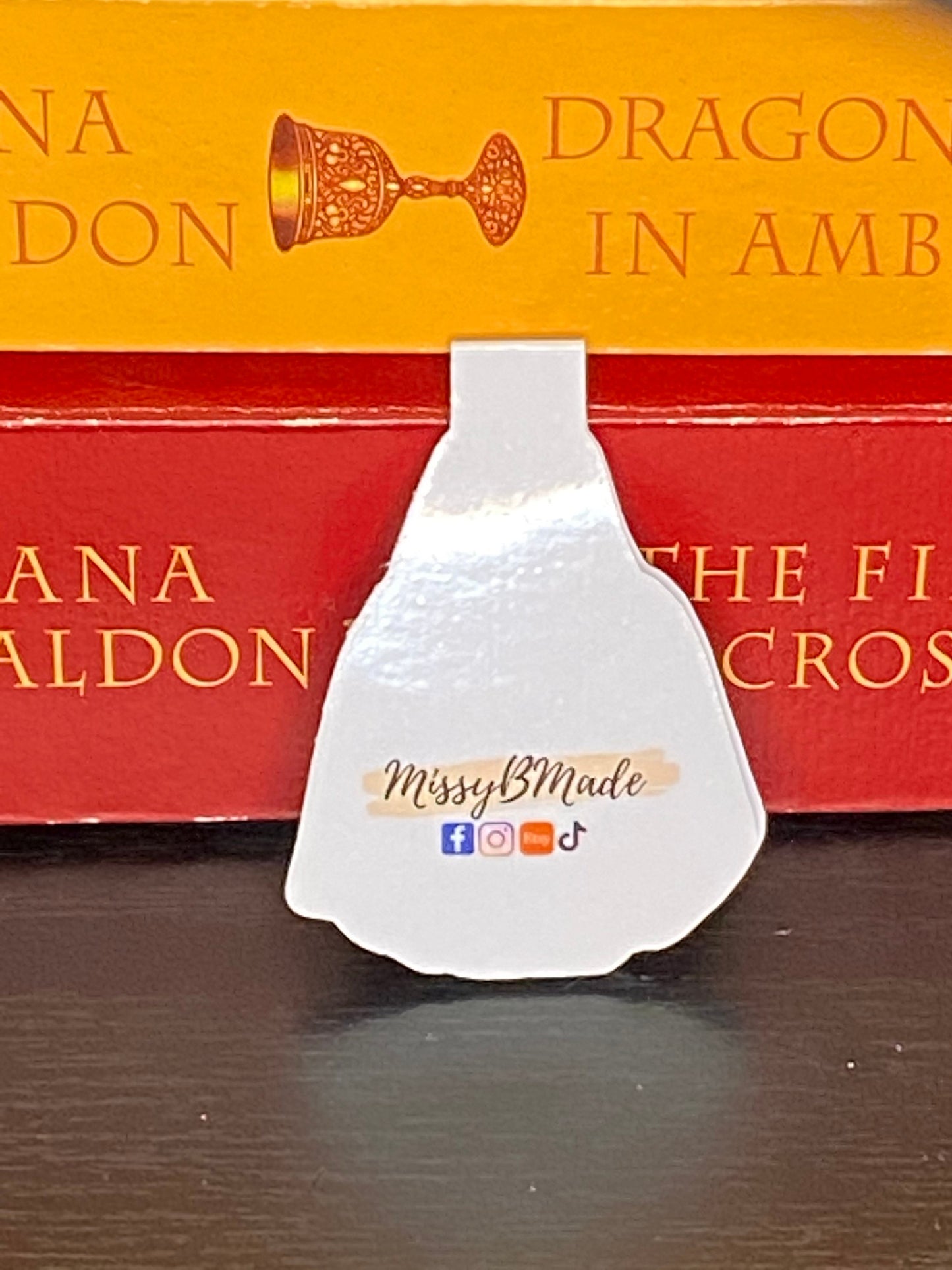 Outlander Claire Fraser Red Dress not the meek and obedient type magnetic bookmark