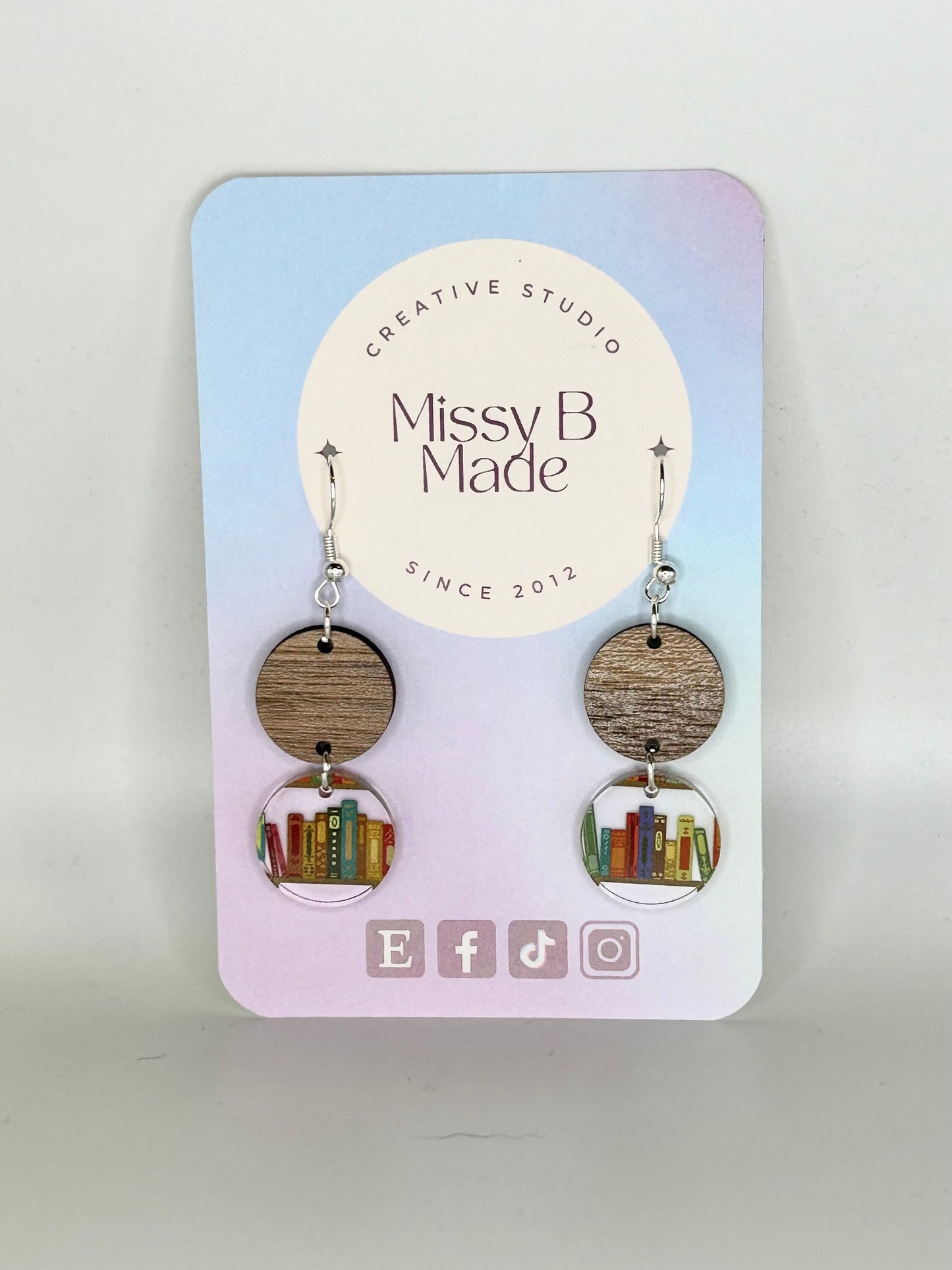 Bookshelf acrylic and wood circle earring
