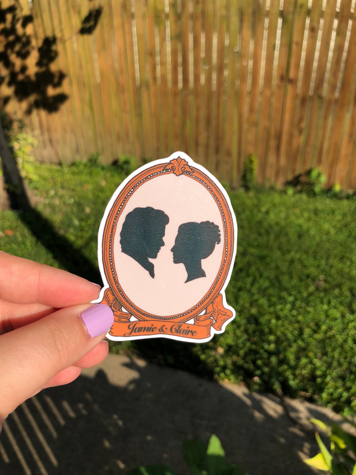 Jamie and Claire Fraser silhouette sticker laptop decal outlander